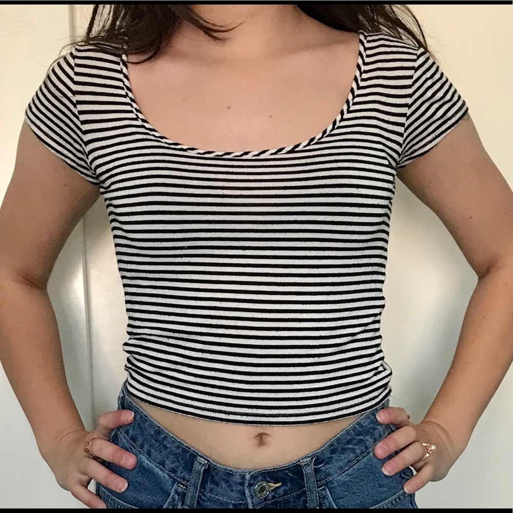 Comfy Cropped T-Shirt